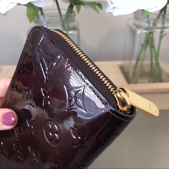❗️SOLD❗️Louis Vuitton Monogram Vernis Zippy Wallet - Picture 3 of 8
